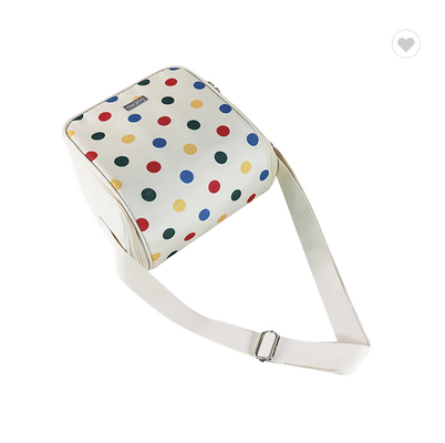 Un bon prix. Un sac de couleur à épaule pour le déjeuner en ligne
